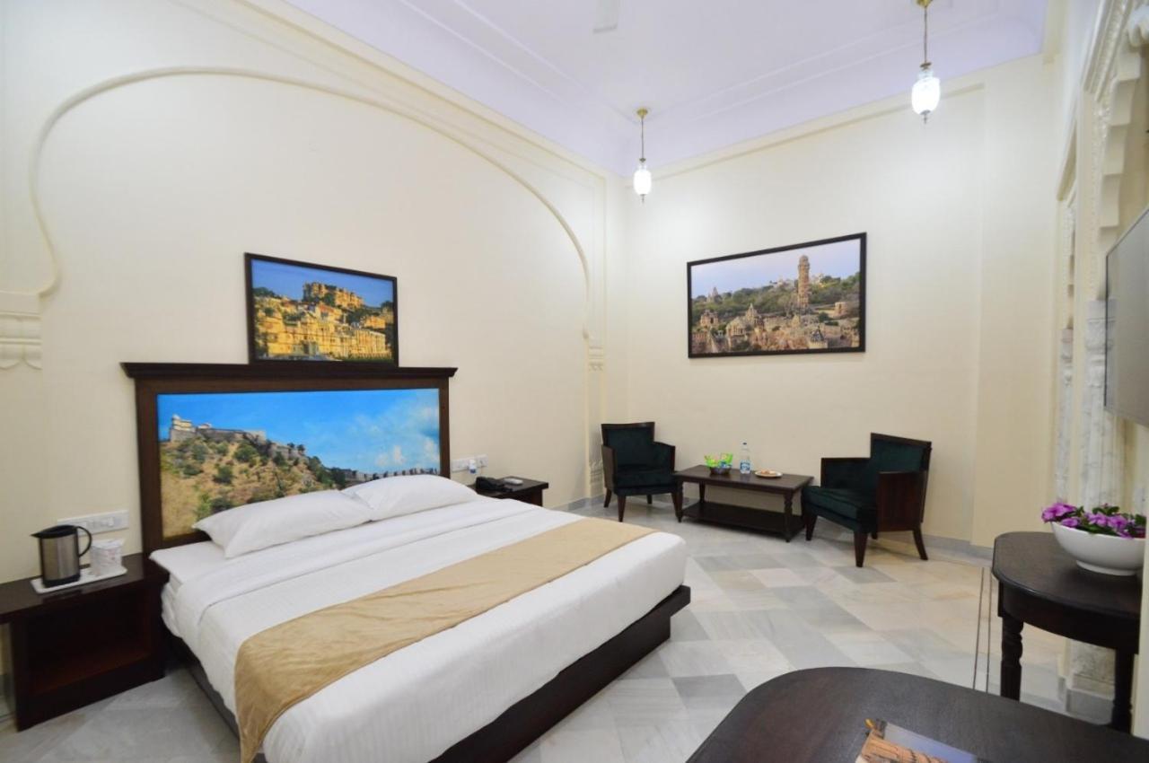 Aaram Baagh Agra By Pachar Group Hotel Bagian luar foto