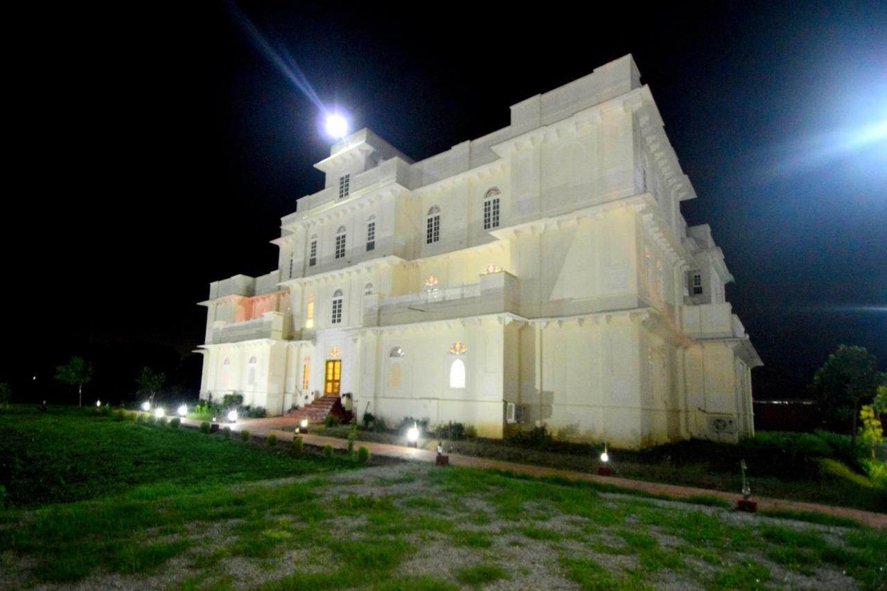 Aaram Baagh Agra By Pachar Group Hotel Bagian luar foto