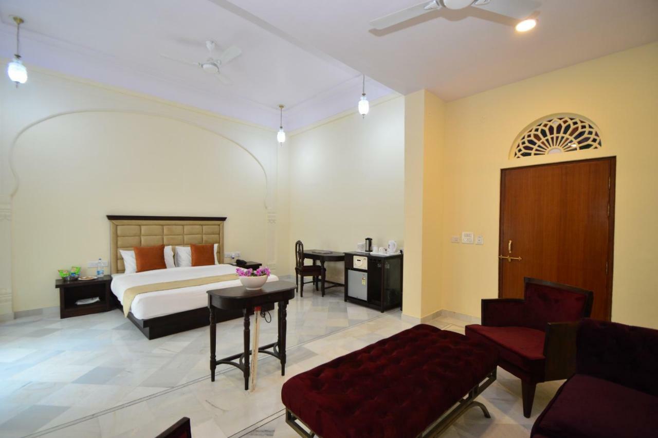 Aaram Baagh Agra By Pachar Group Hotel Bagian luar foto