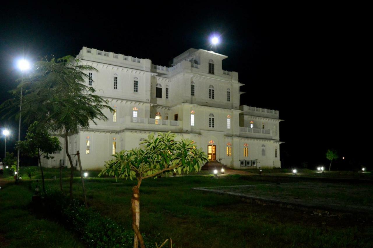 Aaram Baagh Agra By Pachar Group Hotel Bagian luar foto