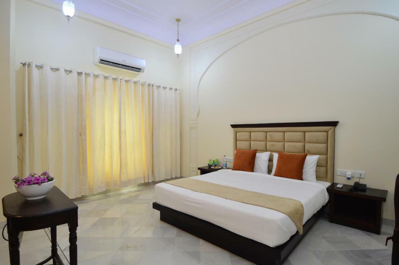 Aaram Baagh Agra By Pachar Group Hotel Bagian luar foto
